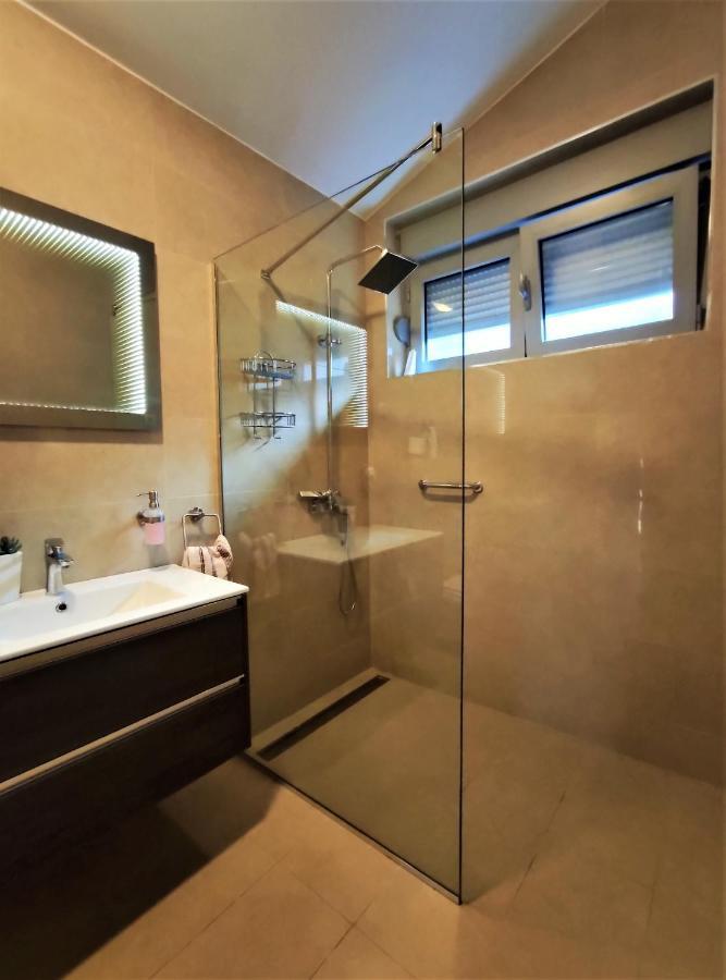 Pavlina Apartments Budva Bagian luar foto