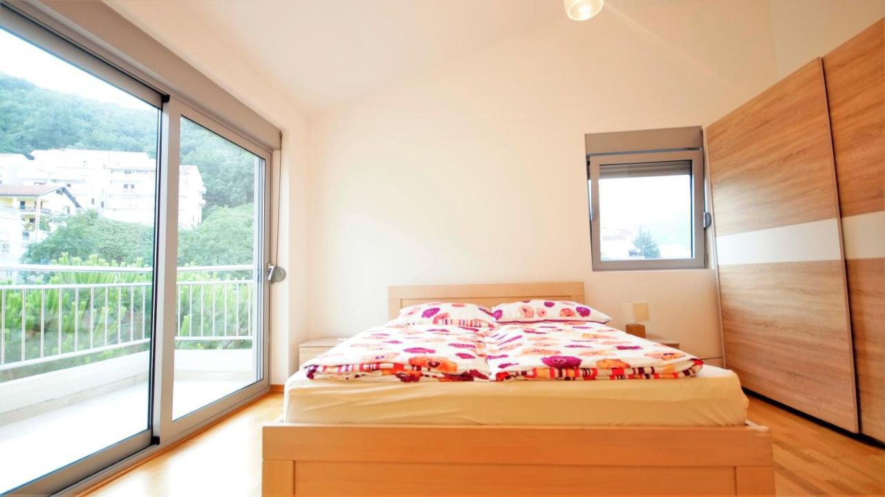 Pavlina Apartments Budva Bagian luar foto
