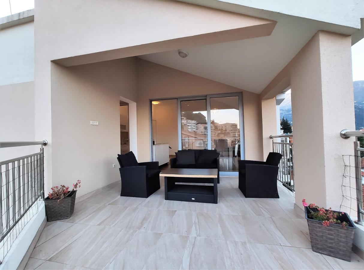 Pavlina Apartments Budva Bagian luar foto