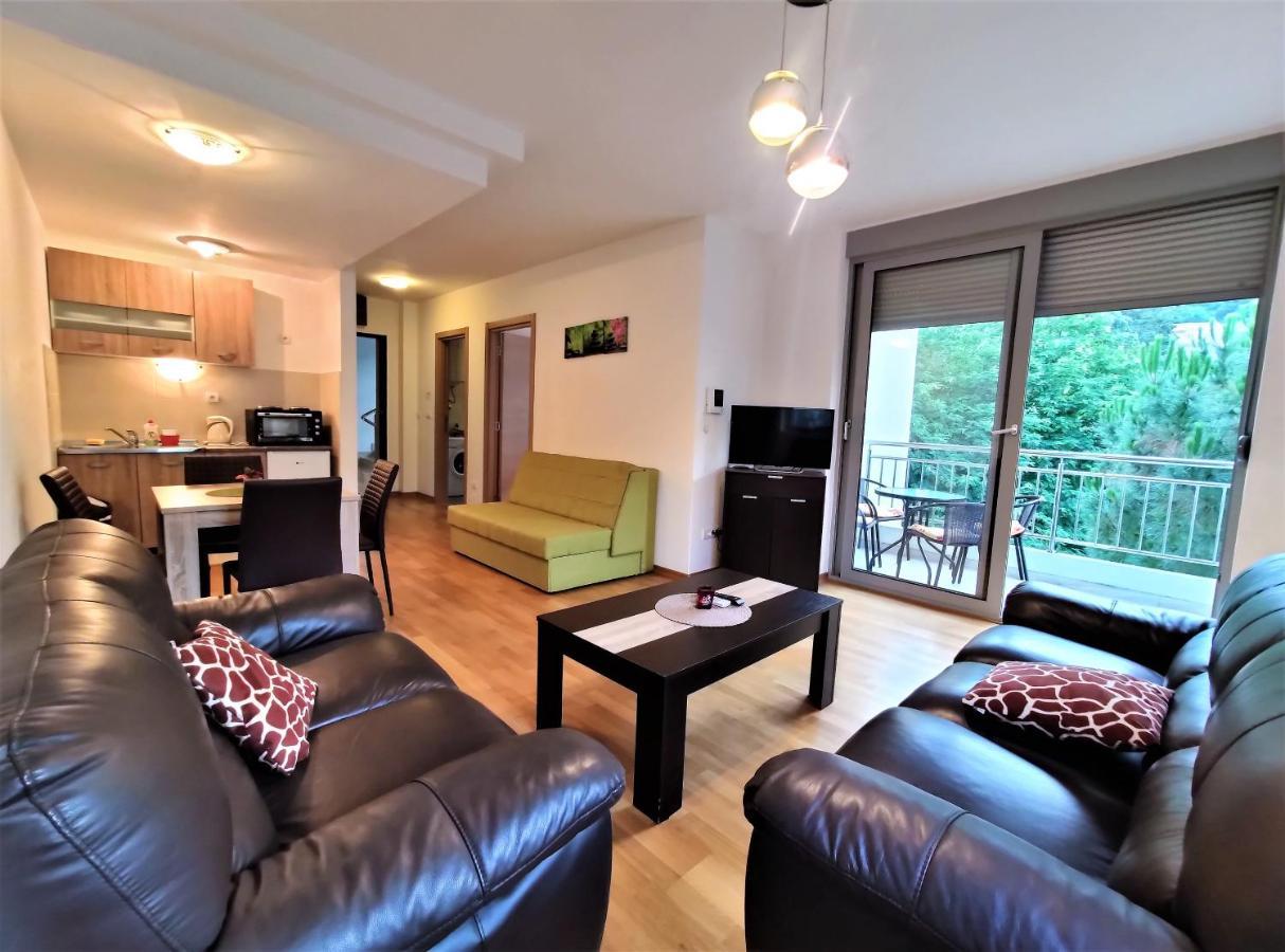Pavlina Apartments Budva Bagian luar foto