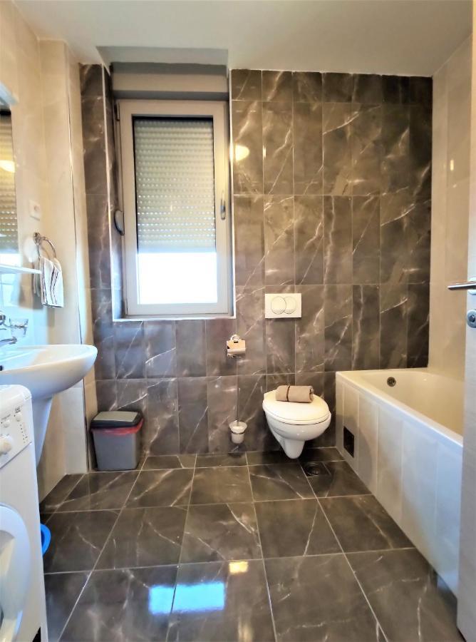 Pavlina Apartments Budva Bagian luar foto